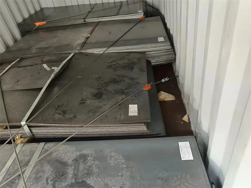 Transport de plaques d'acier allié 4340 (2)