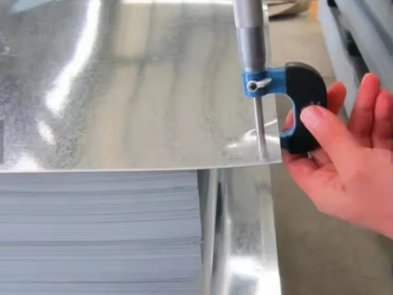 Mesure de tôle d'acier galvanisé Dx51d z20-z275