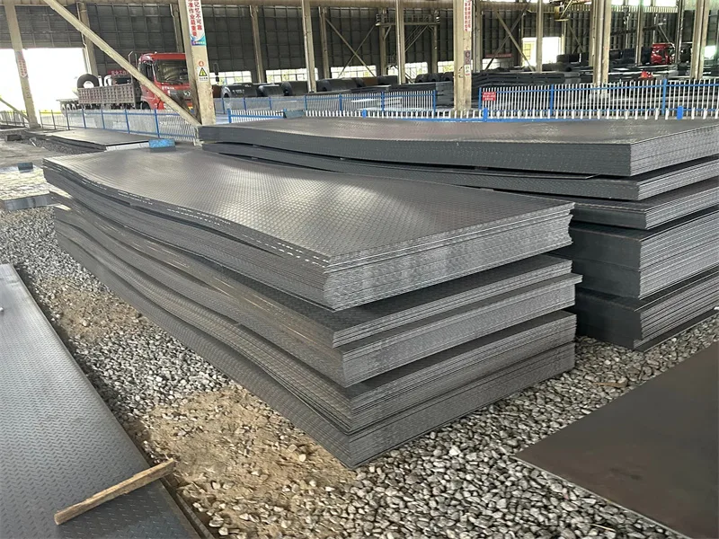 Stock de plaques d'acier laminées à chaud-2