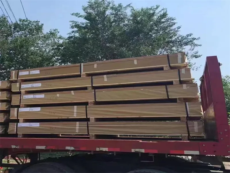 Transport de plaques d'acier au carbone à basse température (2)