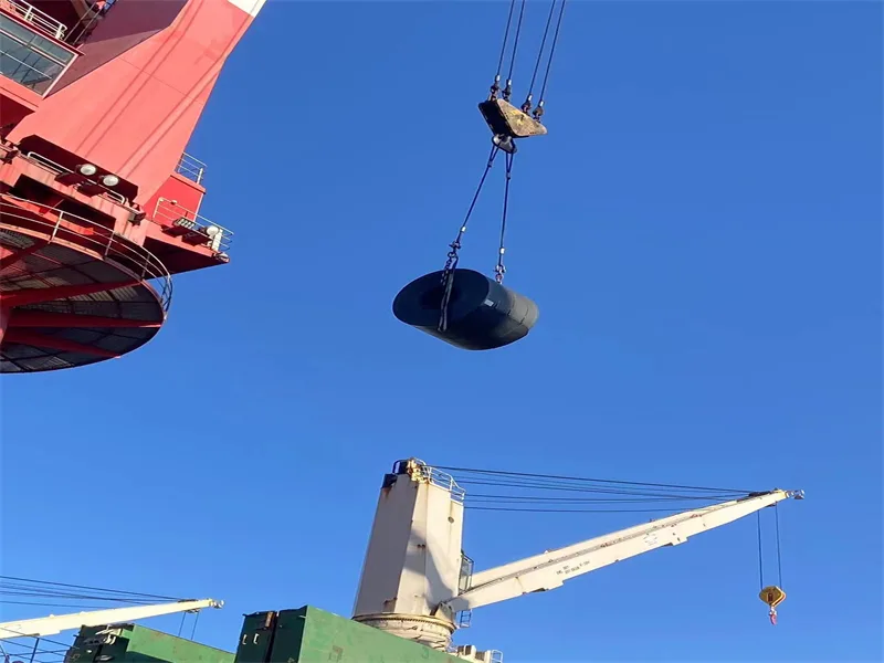 Transportasi Kumparan Baja Karbon Rendah Ringan (2)