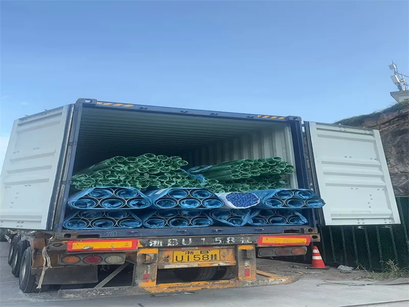 Emballage et transport des tubes en acier au carbone SCH 80①